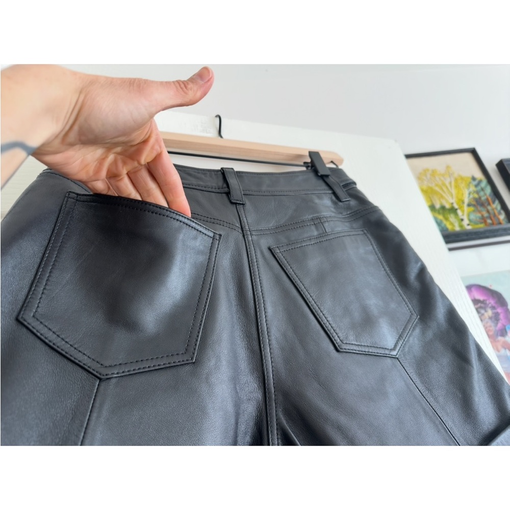 THE KOOPLES Paris Lambskin Shorts. Size: 1 🖤 - Picture 7 of 16